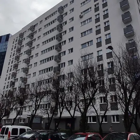 Homestay In - C106b Warsaw