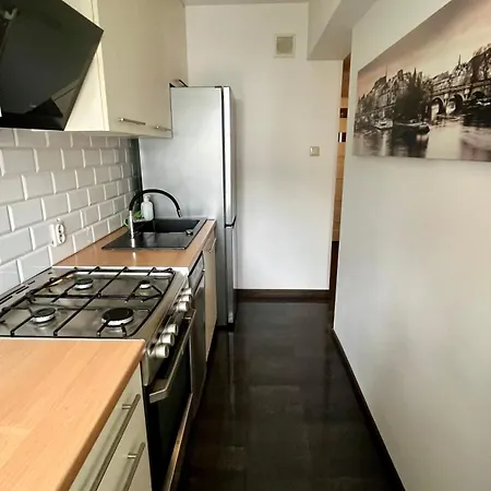Homestay In - C106b Warsaw