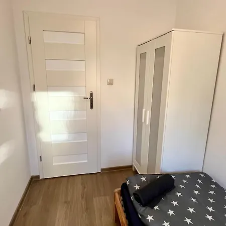 In - C106b * Варшава